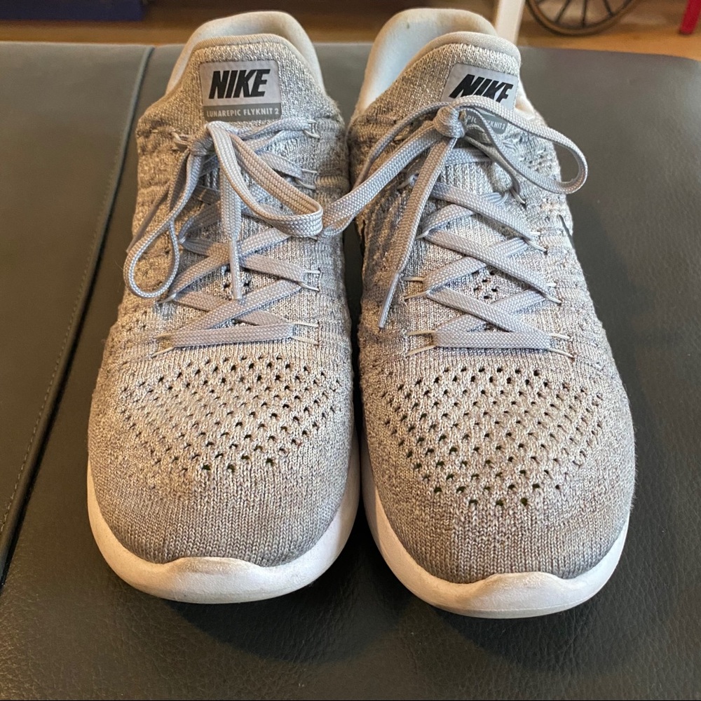 Nike Women’s Lunarepic Low Flyknit 2 sneakers